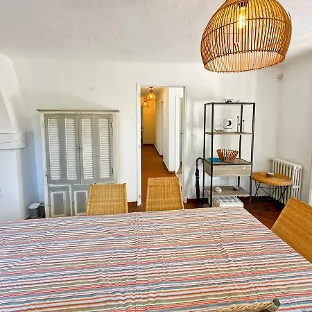Maison Place Des Lices Saint Tropez
